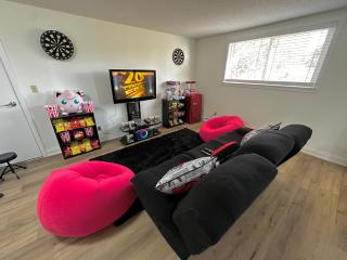 Deluxe 2BD Movie Apartment in Port Dover - Port Dover - 6