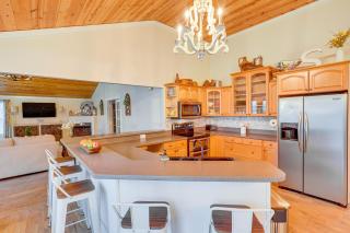 Lake Sinclair Since Day 1 Family Lake House - 4