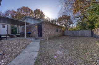 Mins to Ft Moore - The Columbus Cottage Guesthouse - Columbus - 5