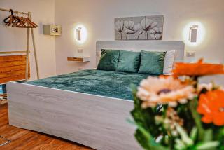 Sunflower Apartment - 1