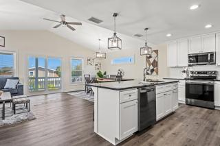 Heated Pool & Pet Friendly - Minutes To Beach - Spacious Backyard - FLPCB38 - Panama City Beach - 1