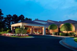 Courtyard by Marriott Savannah Midtown - Savannah - 0