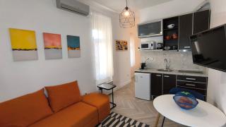 Center 1 Queen bed Sofa Additional living area - Belgrado - 0