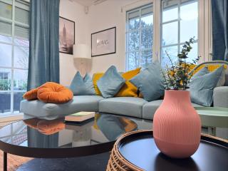 Spacious House w terrace, garden, game, gym&parking-STRA1 - Strassen - 9