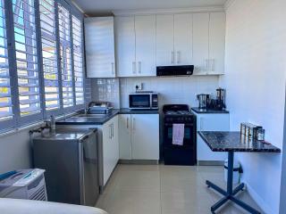 Studio Apartment in Sea point Montclair - Kaapstad - 4
