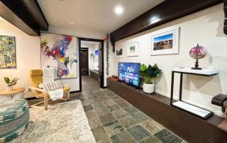 Artist's apartment in the heart of the city - Sacramento - 6