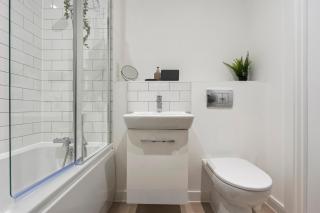 Evergreen Haven - Central 2BR - Free Parking w High Speed Wifi - Birmingham - 8