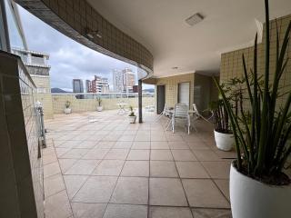 Apartamento inteiro com piscina à 100 metros do mar - 1