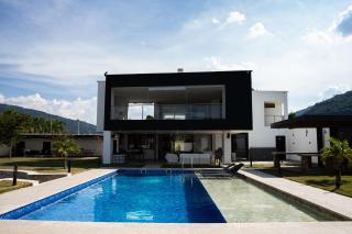Casa moderna con piscina privada - San Gil - 5