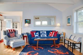 Heron Cottage on Casco Bay with Deck and Boat Dock! - Freeport - 4