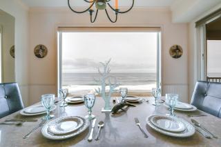 Lincoln City Vacation Rental with Pool and Ocean Views - Lincoln City - 3