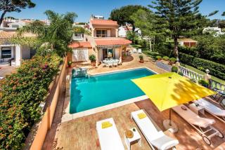 4 Beds, Private Pool, Close To All Amenities - Quarteira - 9