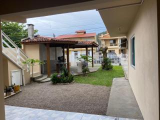 Apartamento térreo 150m da praia - 1