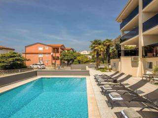 Modern home with swimming pool and sea view - Crikvenica - 8