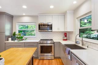 3BD Remodeled Home Near Beach - 1