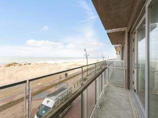 Flat in Blankenberge with Ocean Views - 6