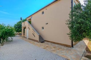 Apartments with a parking space Vir - Lozice, Vir - 23549 - Vir - 9