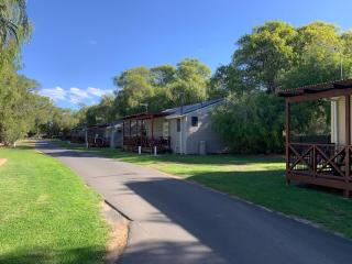 Four Seasons Holiday Park - 5