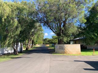 Four Seasons Holiday Park - - 0