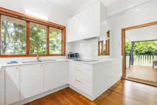 Family-Friendly Home in Vibrant West End - Brisbane - 2