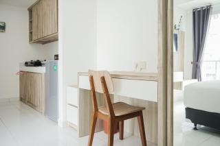 Vibrant and Nice Studio at Casa De Parco Apartment By Travelio - Tangerang - 6