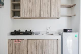 Vibrant and Nice Studio at Casa De Parco Apartment By Travelio - Tangerang - 3