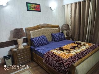 Family Apartment Islamabad F-11 - 2