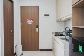 Minimalist and Comfort 1BR at B Residence By Travelio - Tangerang - 3
