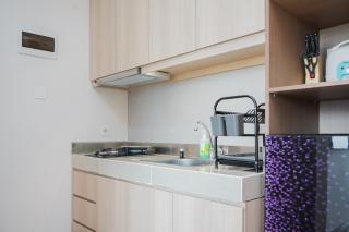 Minimalist and Comfort 1BR at B Residence By Travelio - Tangerang - 2