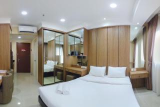 Comfort and Serene Studio at Signature Park Grande Apartment By Travelio - Jakarta - 8
