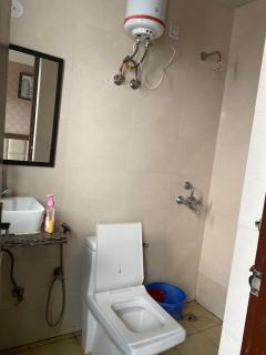 Royal Park Inn - Greater Noida - 6