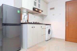 Elegant and High Floor 2BR Apartment at Royal Olive Residence By Travelio - Jakarta - 1