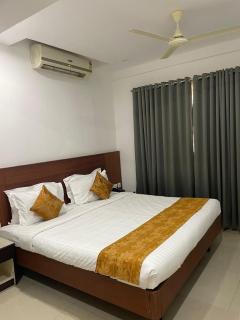 Kallada Sangeetha Hotels - Trichūr - 3
