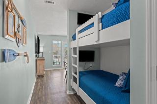 Oar'asis Heated Pool Beach View - Destin - 2