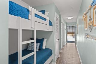 Oar'asis Heated Pool Beach View - Destin - 1