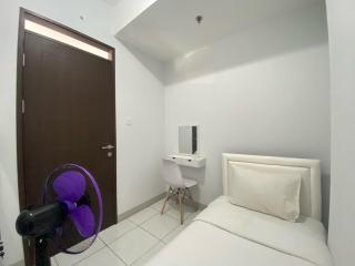 Bright and Relaxing 2BR Apartment at Mekarwangi Square Cibaduyut By Travelio - Bandung - 8