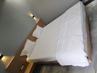 Hotel Kanhaiya & Restaurant - - 9