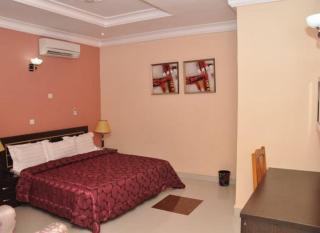 Auris Court - 2 Bedroom Apartment - 4