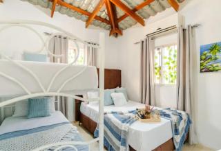Escapate a Puerto Plata, Acogedor Loft 2BR en Las Mercedes, A 5 Min de Playas - 8