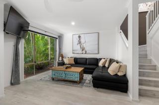 Elvis - The Great Seaside Adventure - Luxury Stay - Coffs Harbour - 8