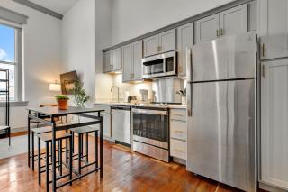 Bright and Modern Studio in Louisville # 405 - 9