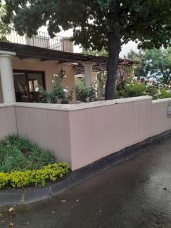 Quiet, Very Specious Apartment In Dainfern - 4
