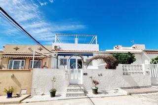 the Mediterranean Shelter near the Salt Flats - La Mata - 0