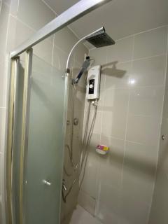 Grass Residence Tower 3 20th With Balcony - Manila - 3