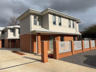 1 Lampe in the CBD - Wagga Wagga - 6