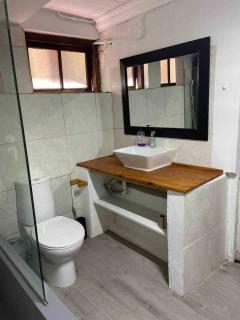 Lavish Camps Bay Pool Side Apartment - Cidade Do Cabo - 2