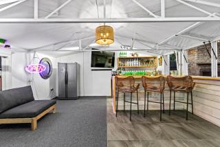 Aspendale Beach House - 8