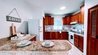 Pool View, Walk to Beach, Shops, Dining, Fast Wifi - Punta Cana - 2