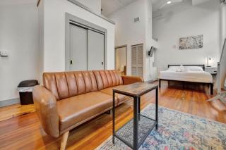 Bright and Modern Studio in Louisville # 305 - Louisville - 2