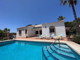 Cd-1383 Three Bedroom Villa With Pool - Viñuela - 9
